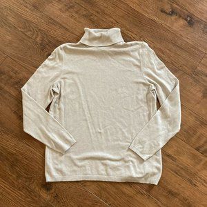 Chicos Size 1 Sweater Shirt Top Stretchy Ribbed Turtle Neck Long Sleeve Beige